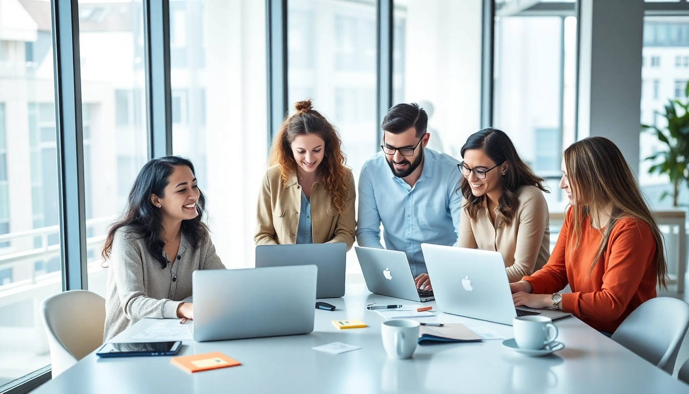Effiziente Teamarbeit bei https://alvionz.de/ mit modernen Büromöglichkeiten und kreativen Elementen.